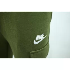 Broek Nike Sportswear Club Fleece, Groen, Mannen 9 Broek Nike Sportswear Club Fleece, Groen, Mannen -Trend Kledij Verkoop broek nike sportswear club fleece groen mannen 4
