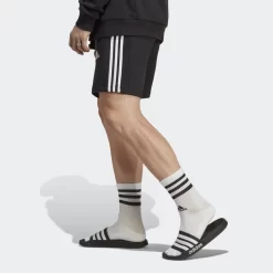 ADIDAS Essentials French Terry 3-Stripes Short -Trend Kledij Verkoop essentials french terry 3 stripes short 2